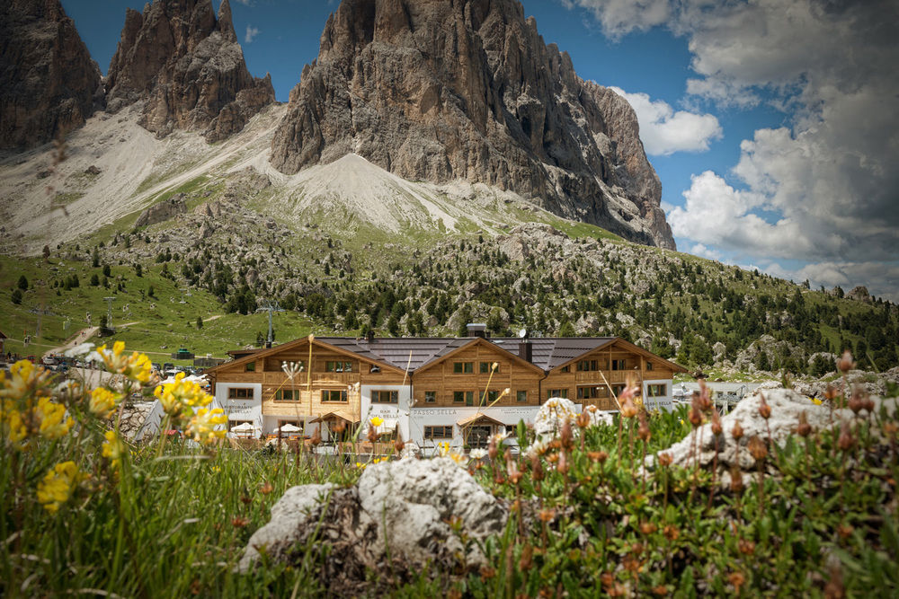 Passo Sella Dolomiti Mountain Resort Selva di Val Gardena Exterior foto